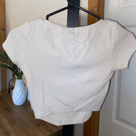 Garage Cropped Tee - Picture 2 of 3